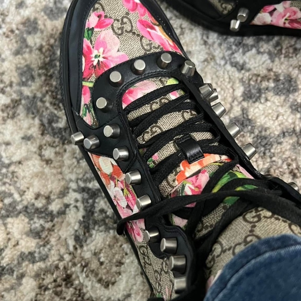 Authentic Gucci Monogram High-Top Sneakers SZ 40 - Picture 5 of 16